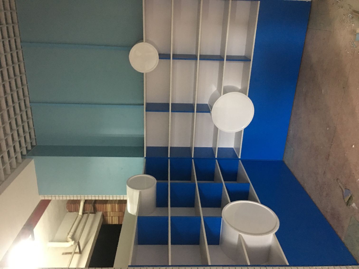 小學(xué)書報(bào)展柜